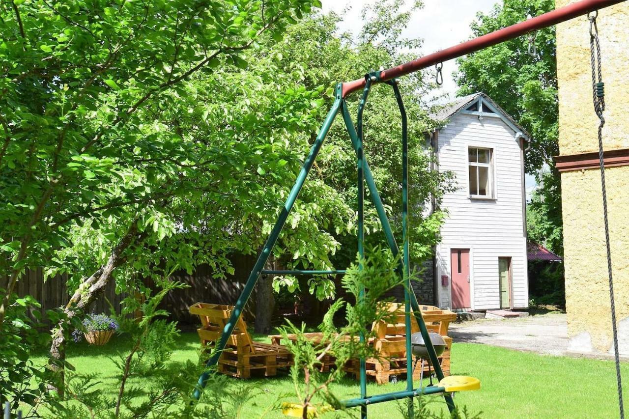 Private Apartment In The Centre Of Parnu/Pernau Екстер'єр фото